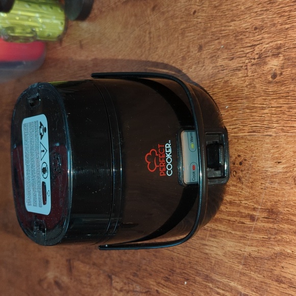 Mini rice cooker - Picture 1 of 3